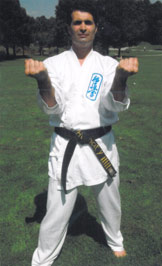 Hemati Karate Stand